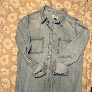 Denim light wash button down shirt Universal Thread